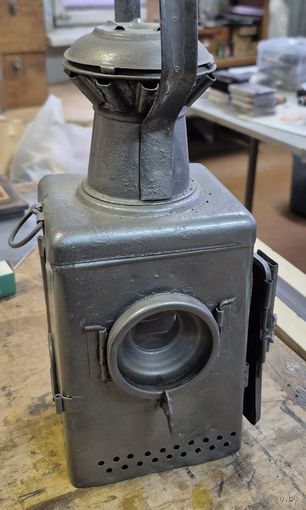 Фонарь железнодорожника