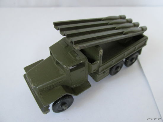 АВТОМОБИЛЬ КАТЮША,ВОЕННАЯ ТЕХНИКА ВРЕМЕН СССР.