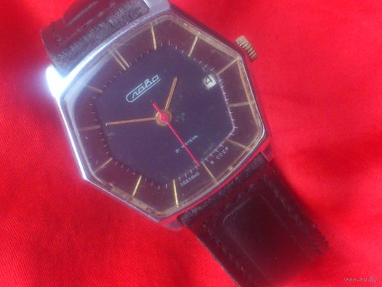 Часы СЛАВА 2414 ГАЙКА из СССР 1980-х, РЕДКИЕ
