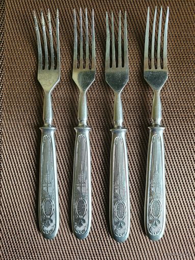 Вилки столовые, агитация СССР, Павловский завод им. Кирова. Поштучно.