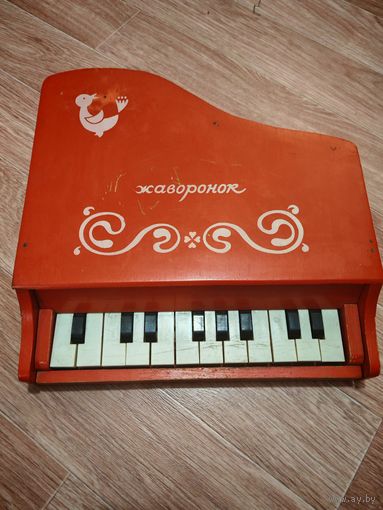 Детский рояль пианино ссср жаворонок игрушка