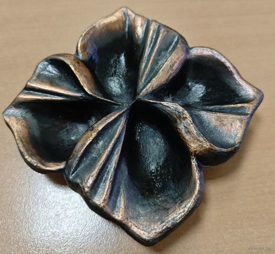 Пепельница. Лилия. СССР. Медь