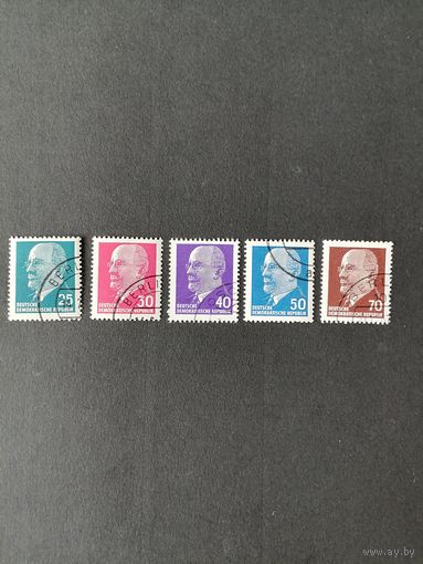 ГДР 1963 Полная серия стандартных марок "Вальтер Ульбрихт" (гашение с клеем без наклеек) Mi.934-938 каталог 1.80 евро