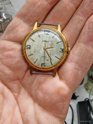Часы заря золотые рабочие