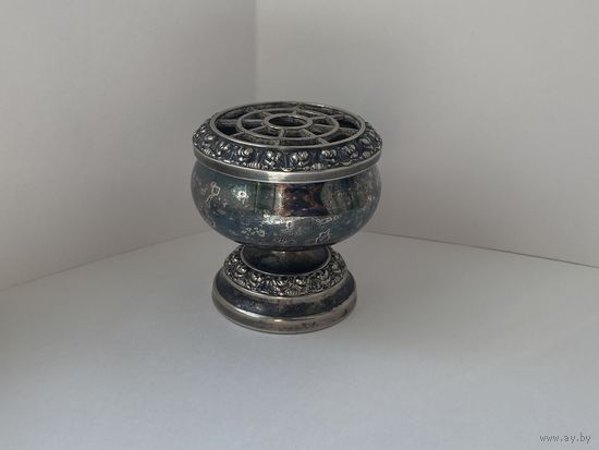 Роузбоул малый, Lanthe, Англия, с дефектом.