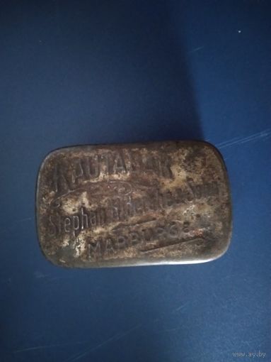Коробка для жевательного табака.