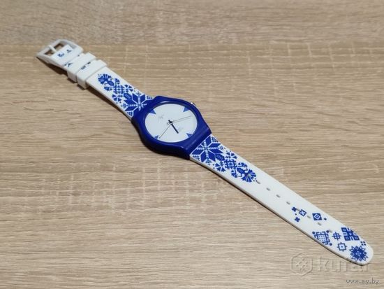 Часы луч Вышиванка Васильковый орнамент