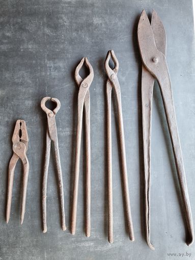 СТАРЫЕ ИНСТРУМЕНТЫ.