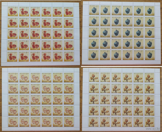 Беларусь - 1992г. - посуда - 4 листа - полная серия, MNH, у 2-х листов есть небольшая погнутость уголка (справа сверху), заходящая на бок листа [Mi 17-20]. Без МЦ!