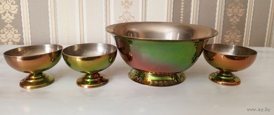 Вaзa кoнфетницa Ереван Yеrеvan и 3 коньячных рюмки. СССР. Мельхиор.