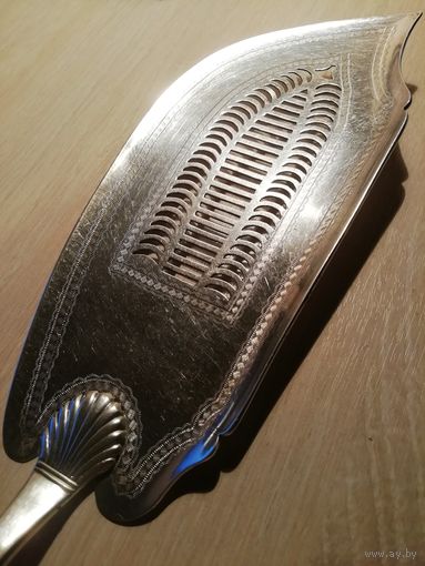 Серебряная лопатка 18 век для сервировки рыбных блюд 750 проба (12 лот) лотовая система проб