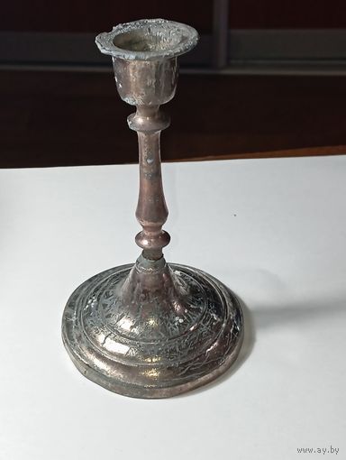 Подсвечник старинный . С рубля