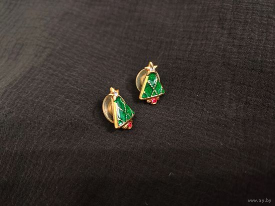 Серьги в виде новогодней ёлки Avon