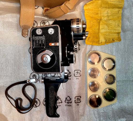 Кинокамера пленочная СССР НЕВА-2