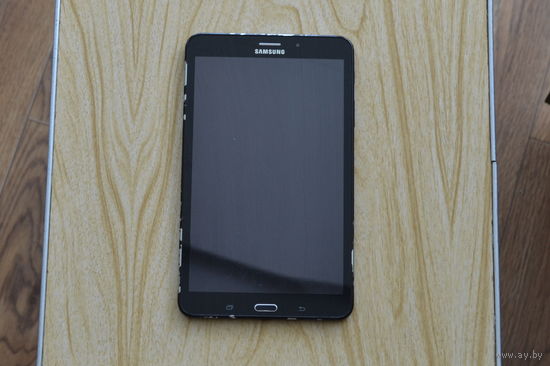 Планшет Samsung СЕ 0168 нерабочий(разъем зарядки)