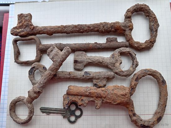 Ключи 7 штук, замок, сборный лот