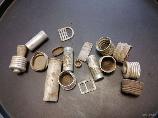 Старые алюминиевые предметы