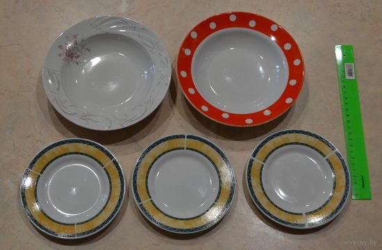 Тарелки, ( 5 штук одним лотом). Дополнительно две тарелки-Бонус.