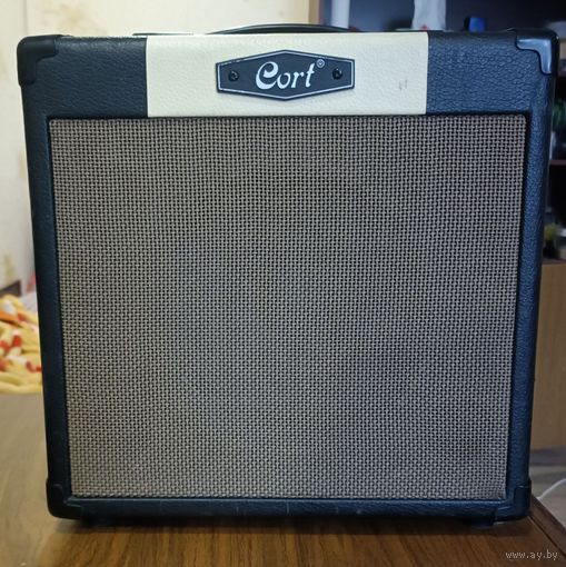 Усилитель: Cort CM15R BK