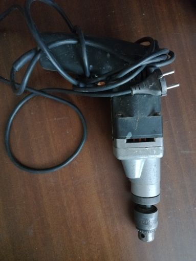 Электродрель времен СССР, 1991 год выпуска, ИЭ 10363