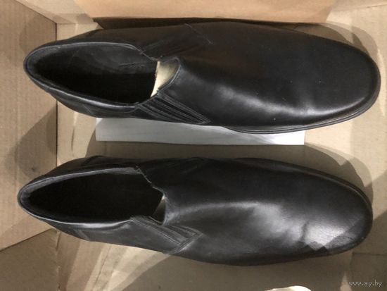 Туфли новые  мужские кожаные 40 размер