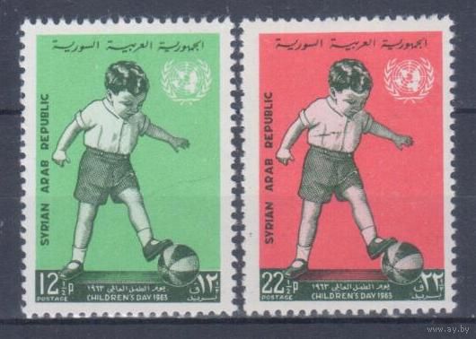 [1200] Сирия 1963. Спорт.Футбол.Юный футболист. СЕРИЯ MNH.
