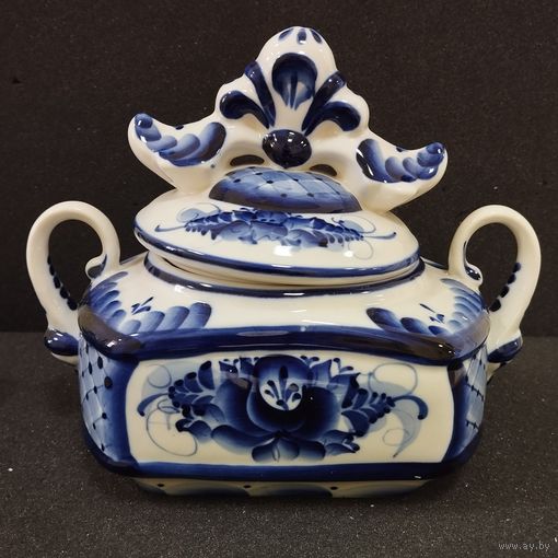 Банка для сыпучих предметов (шкатулка) , фарфор. Гжель