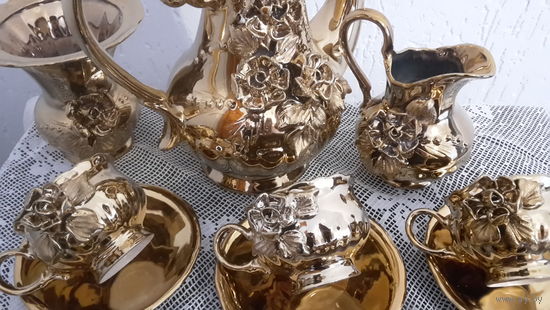 Сервиз. Фарфор. Полный, на 6 персон. 15 предметов