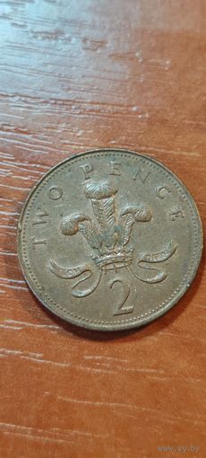 Великобритания 2 пенса 2002