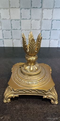 Подсвечник латунный.