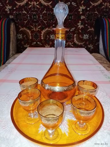 Редкий набор рюмок с графином Оранж...
