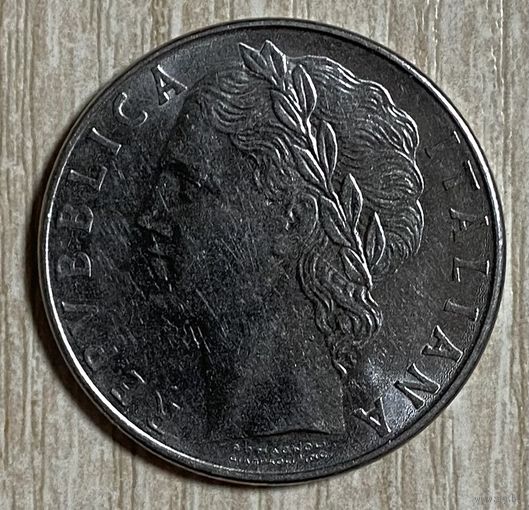 Монета 100 лир 1976 год. Италия