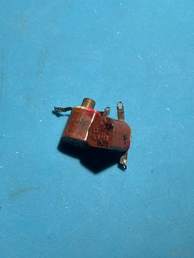 Конденсатор КТ2-15, емкость 1,9...15 пФ (цена за 1шт)