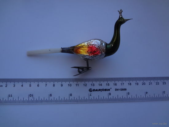 Игрушка на прищепке.