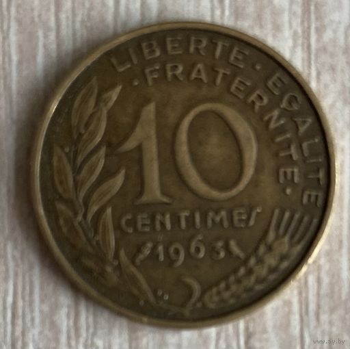 Монета. Франция. 10 сантимов 1963 год. С рубля без МЦ.