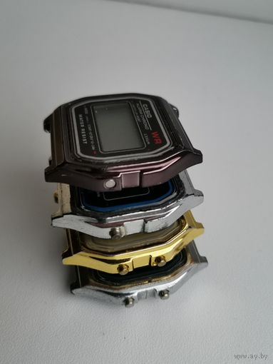Часы CASIO электронные 4 штуки с 1 рубля