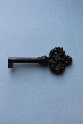 Ключ от старой мебели
