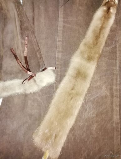 Мех натуральный норки красивого светлого цвета, нежной выделки цельным чулком