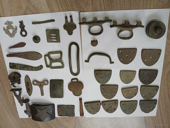 Лот военных вещей