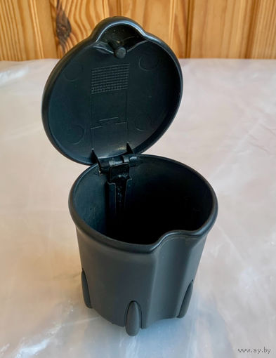 Пепельница Рено