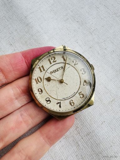 Часы Ракета на ходу