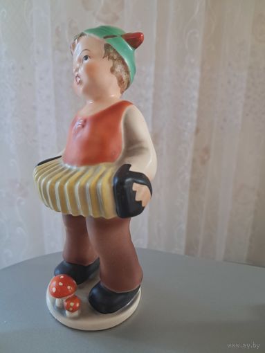 Фарфоровая статуэтка.Германия
