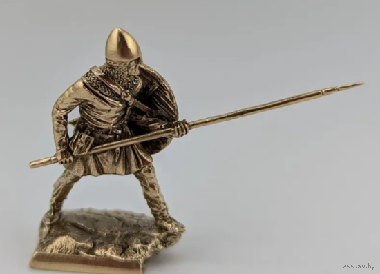 Статуэтка миниатюра Воин с щитом и копьём Бронза