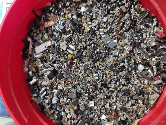 Радиодетали с плат мобильных телефонов