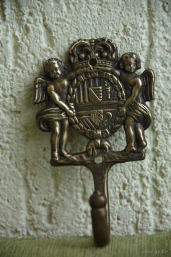 Вешалка - крючок латунный