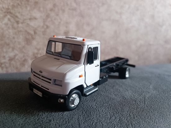 ЗиЛ-5301 Белый (Bauer)