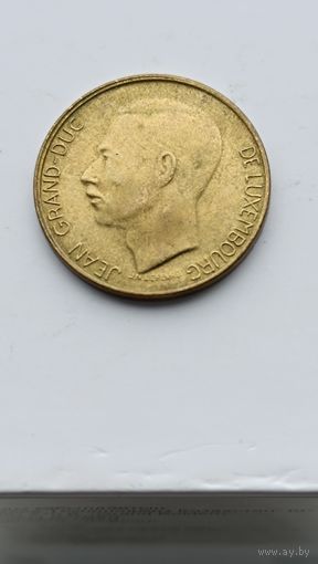 5 франков 1986 года Люксембург. Монета не чищена. 794