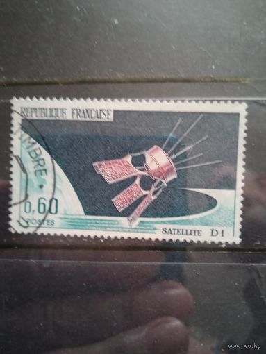 Космос спутник