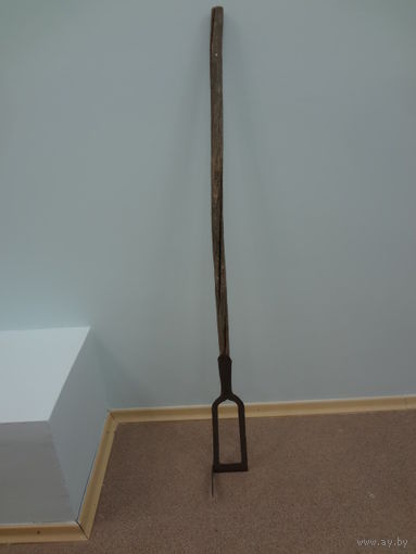 Приспособление (для добычи торфа?). (самовывоз).