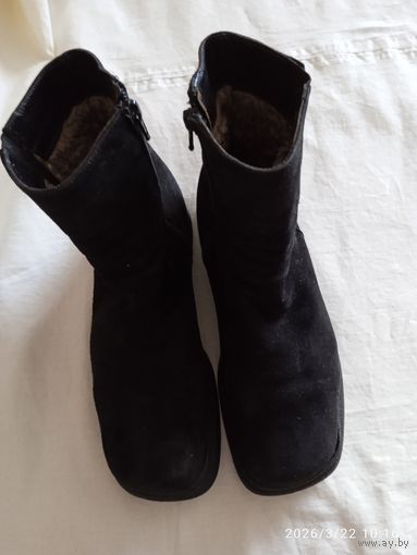 Сапоги женские 37размер на меху